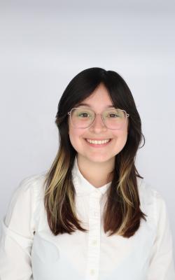 photo of Olivia Landivar